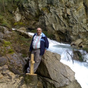 Romel Aziz at the Barbara waterfall during his long stay in Switzerland.