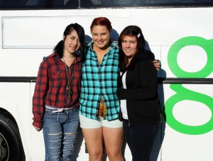 From L to R: Lee Paton, Eden Ritchie and Skyla Smith all caught the bus Wednesday morning to Fieldays.