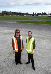 Vicki Annison and Ariana Tucker, from the frieldays communications team, are ready for the crowds. Photo: copyright Geoff Ridder