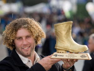 Success: Rural Bachelor of the Year 2009 Mike Short found a wife at the Fieldays. Photo: Supplied