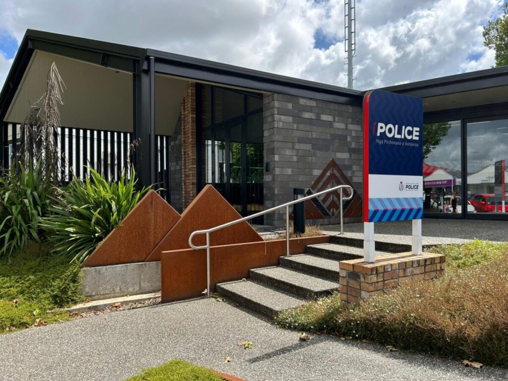 Robberies: Youths in Court