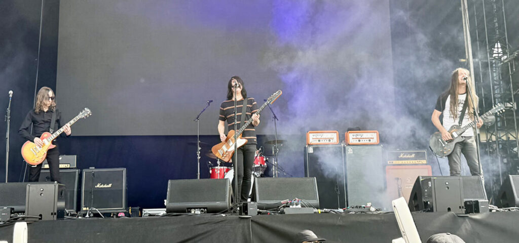 Datsuns drive back 